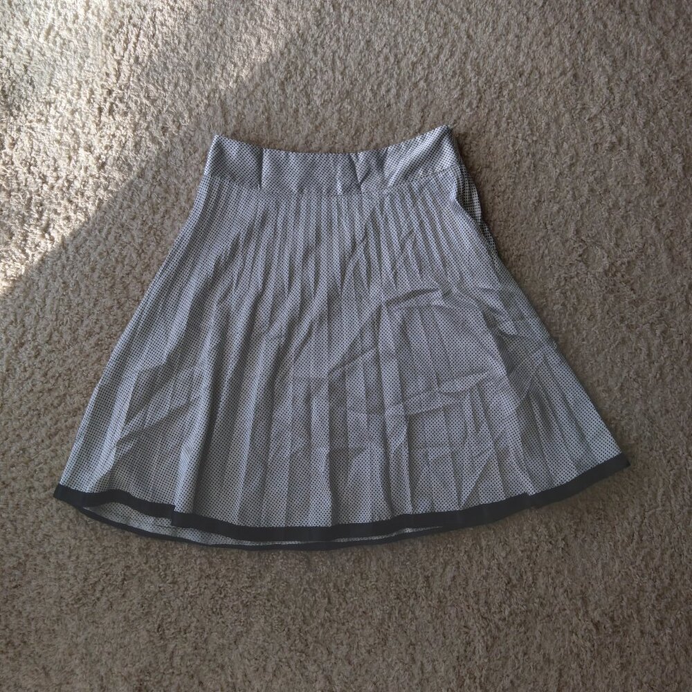 Hogo Color White Satin Polka Dot Mini Skirt with Black Satin Trim Size Medium